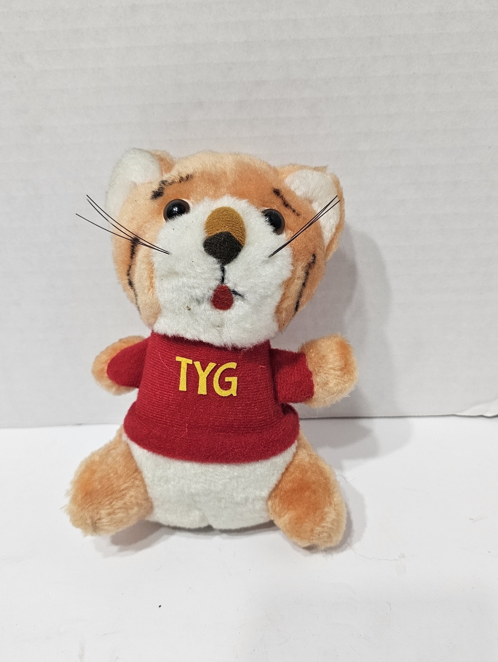 Vintage 80s Tyg From Shirt Tales Plush Hallmark